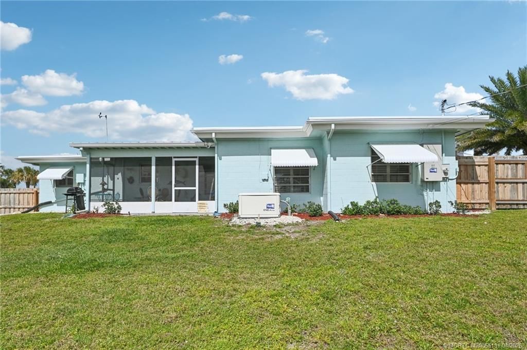 4274 NE Skyline Drive, Jensen Beach, FL 34957 Photo