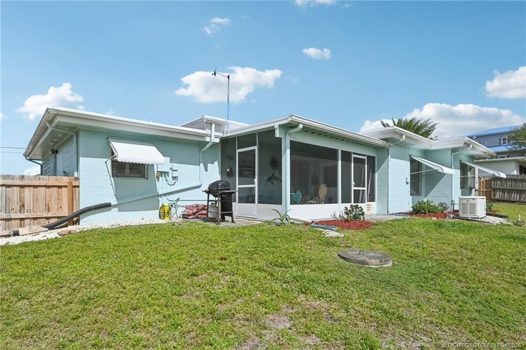 4274 NE Skyline Drive, Jensen Beach, FL 34957 Photo
