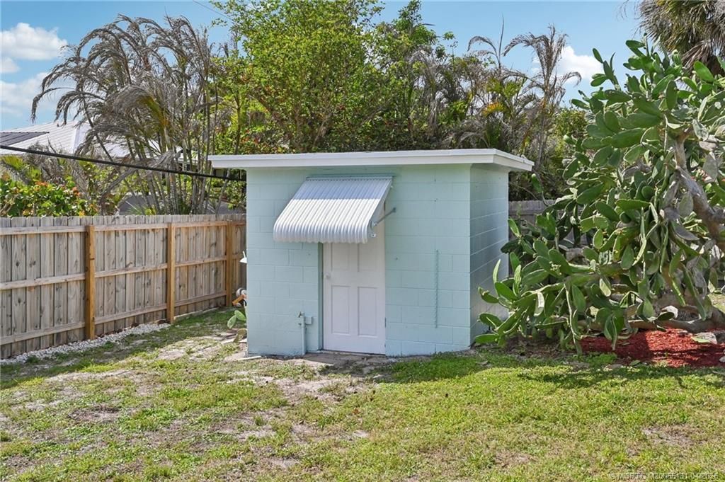 4274 NE Skyline Drive, Jensen Beach, FL 34957 Photo