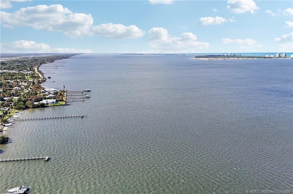 4274 NE Skyline Drive, Jensen Beach, FL 34957 Photo