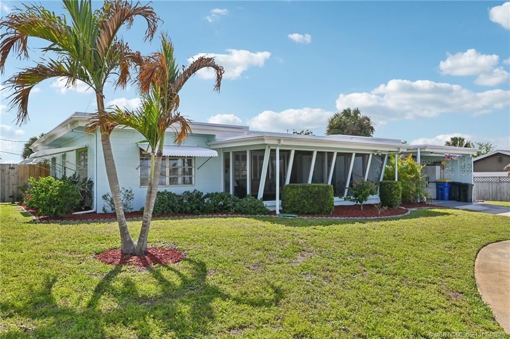 4274 NE Skyline Drive, Jensen Beach, FL 34957 Photo