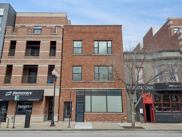 4345 N Lincoln Avenue, Unit 2, Chicago, IL 60618