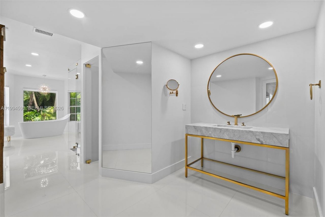 6801 SW 126th Ter, Pinecrest, FL 33156 Photo