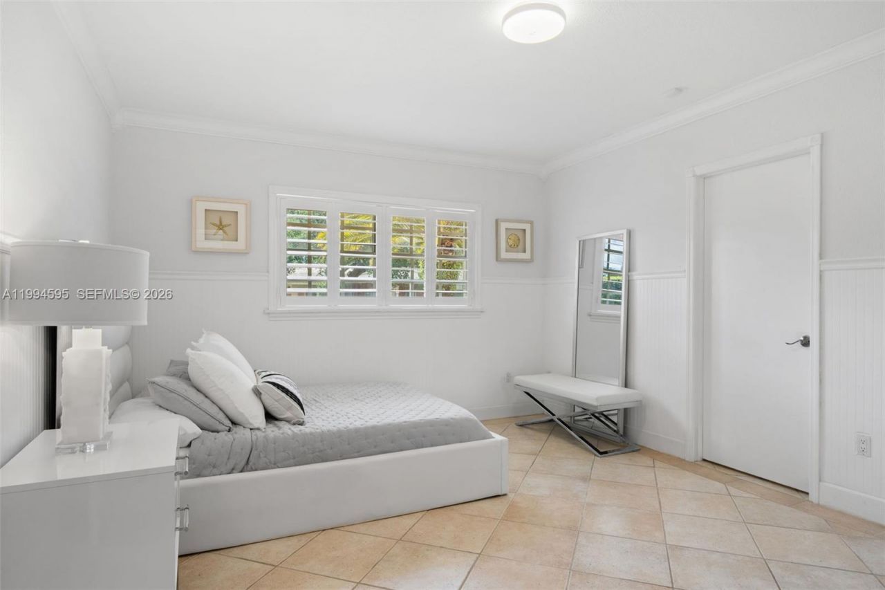 6801 SW 126th Ter, Pinecrest, FL 33156 Photo