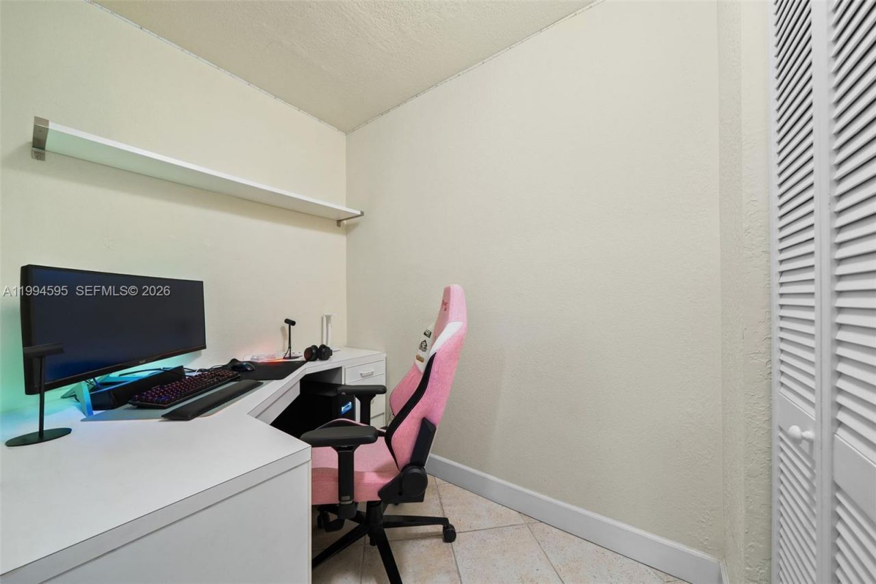 6801 SW 126th Ter, Pinecrest, FL 33156 Photo