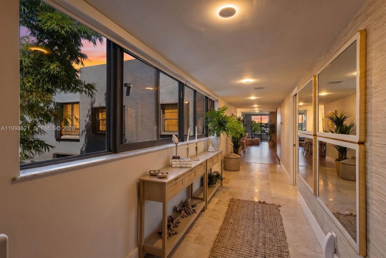 141 Crandon Blvd , Unit 446, Key Biscayne, FL 33149 Photo