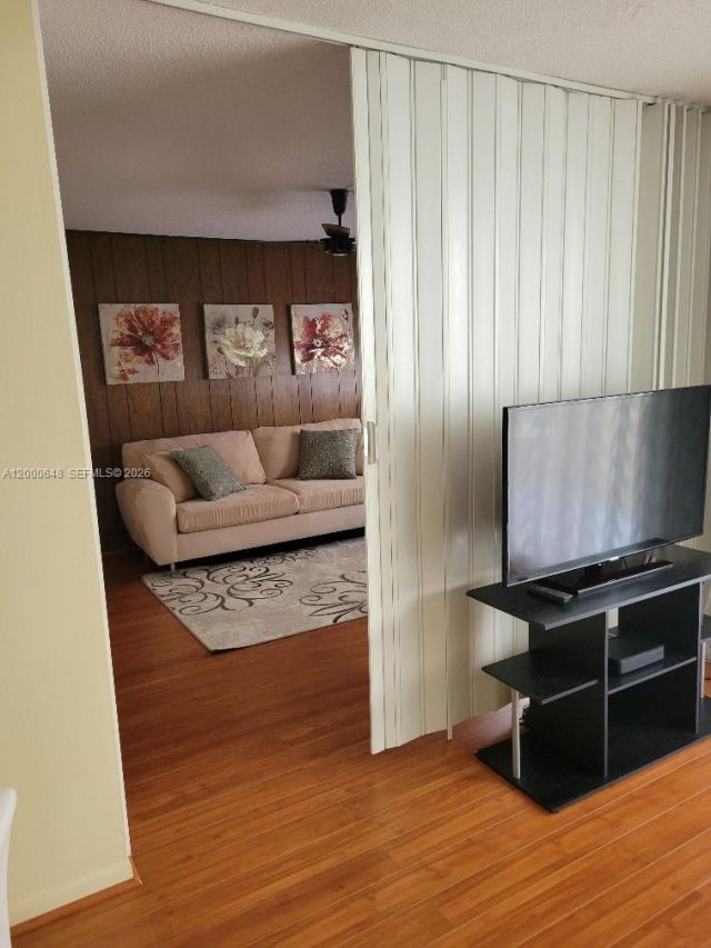 1833 S Ocean Dr, Unit 307, Hallandale Beach, FL 33009 Photo