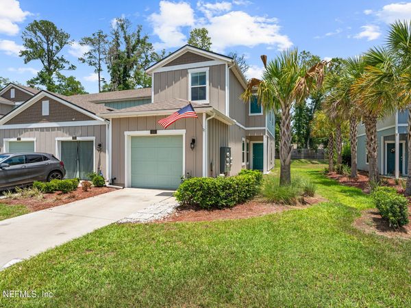 237 ARALIA Lane, Jacksonville, FL 32216
