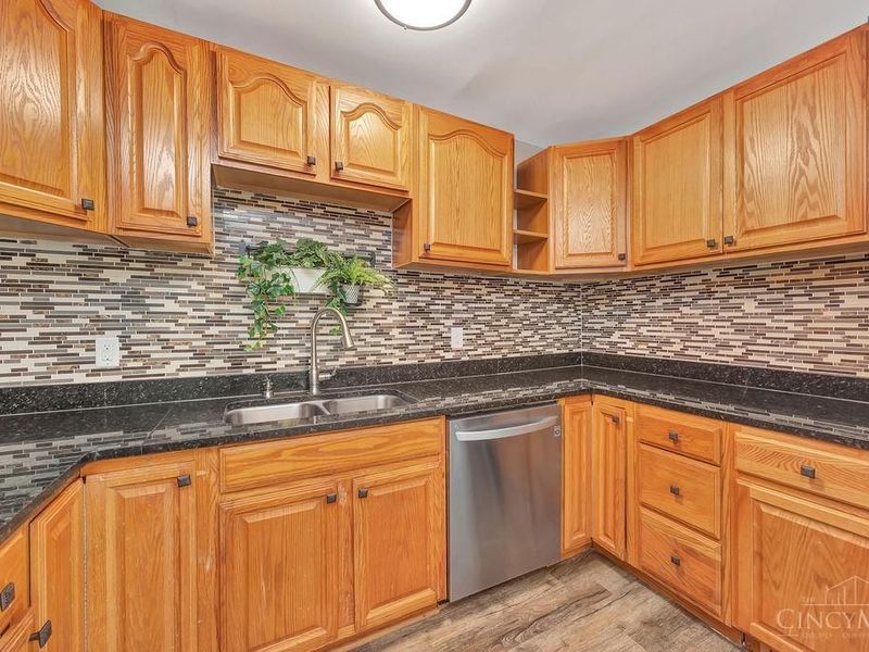 2611 Retford Drive, Colerain Township, OH 45231 Photo 10