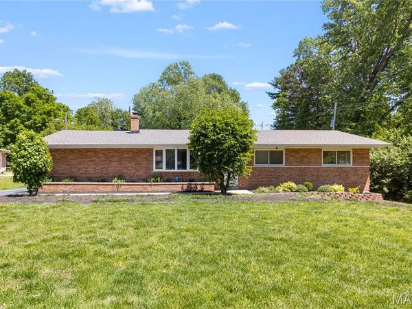 12350 Centerbrook Drive, Black Jack, MO 63033