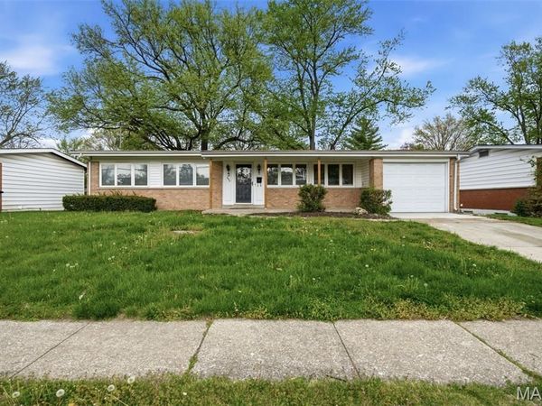 3145 Parker Road, Florissant, MO 63033