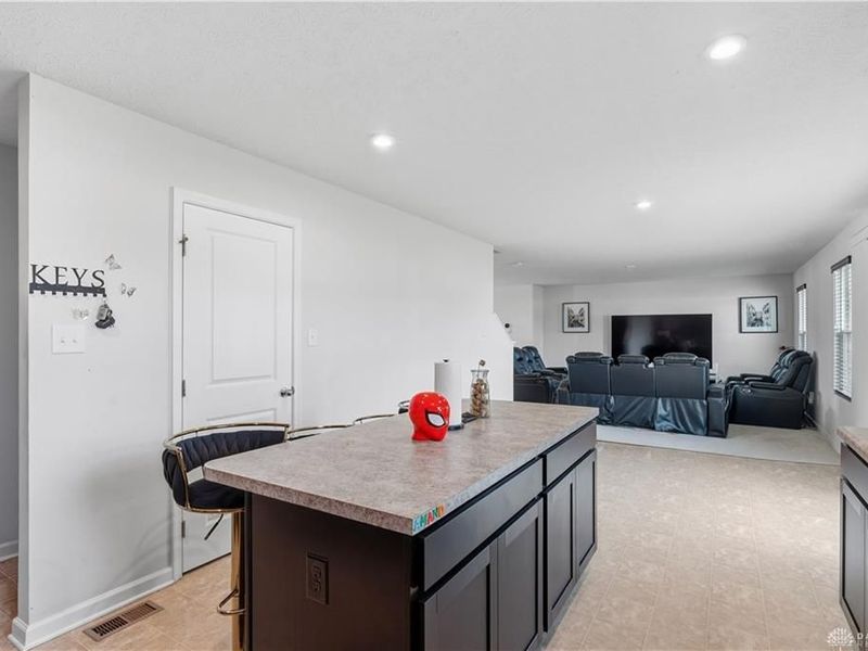 166 Chesapeake Circle, Springfield, OH 45505 Photo 11