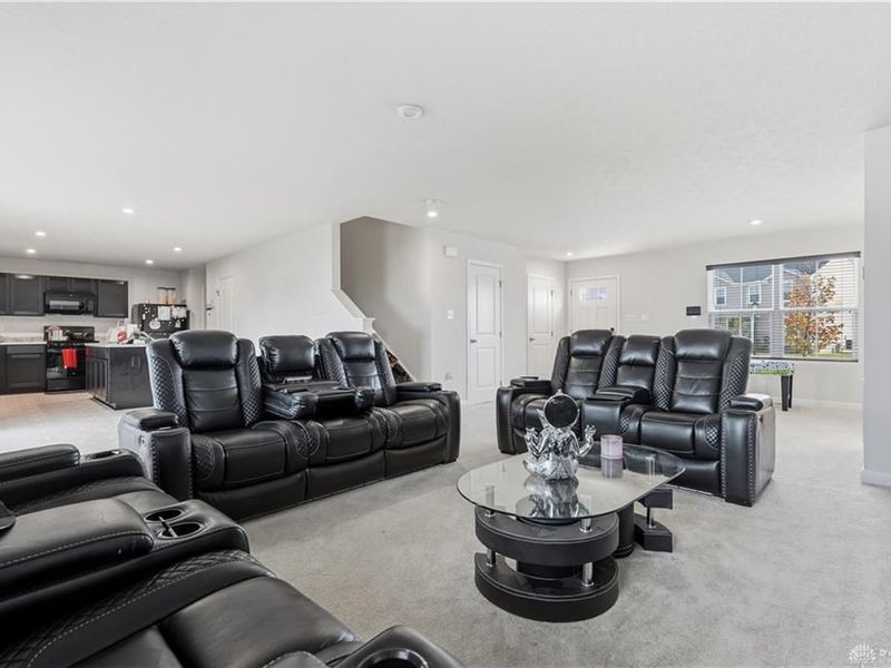 166 Chesapeake Circle, Springfield, OH 45505 Photo 8