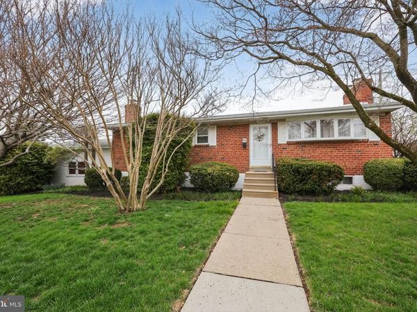 600 CLAY DRIVE, CONSHOHOCKEN, PA 19428