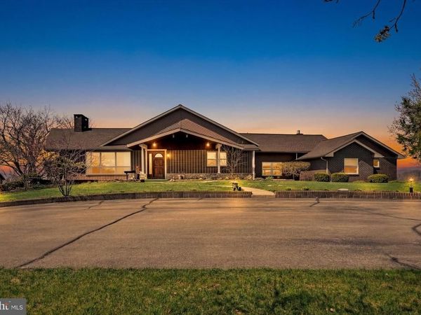 57 ARBORETUM ROAD, BERNVILLE, PA 19506