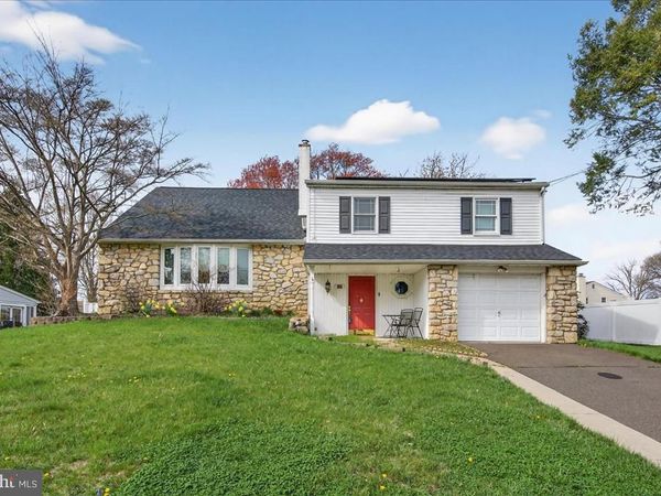 155 RICE DRIVE, MORRISVILLE, PA 19067