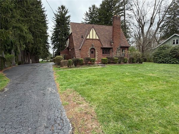 1133 Bellview Street NE, Canton, OH 44721