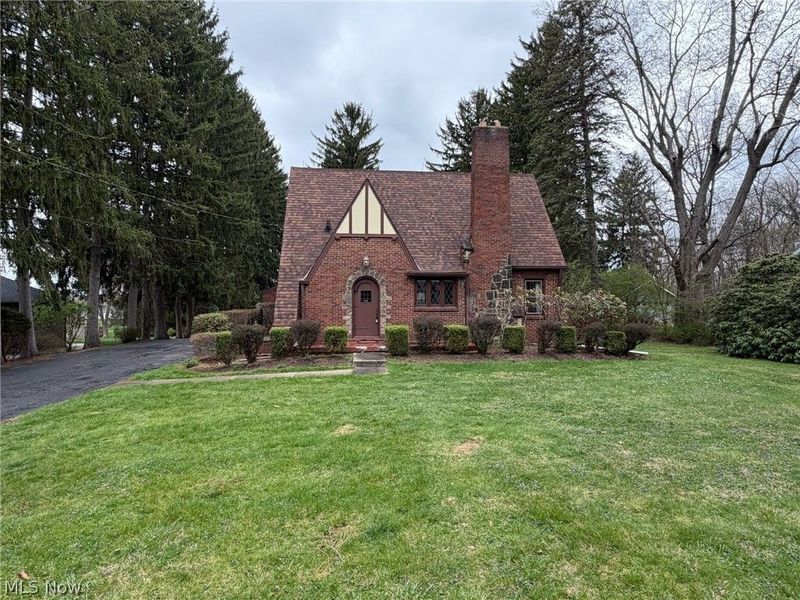 1133 Bellview Street NE, Canton, OH 44721 Photo 2