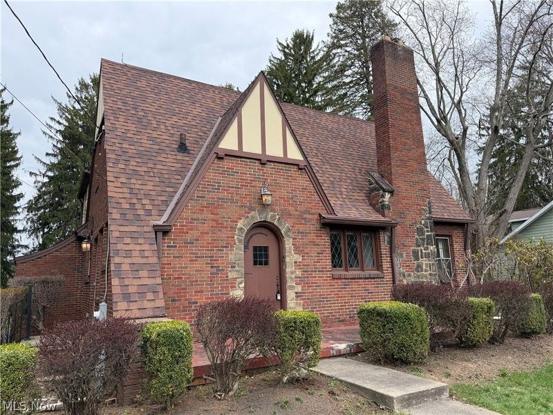 1133 Bellview Street NE, Canton, OH 44721 Photo 3