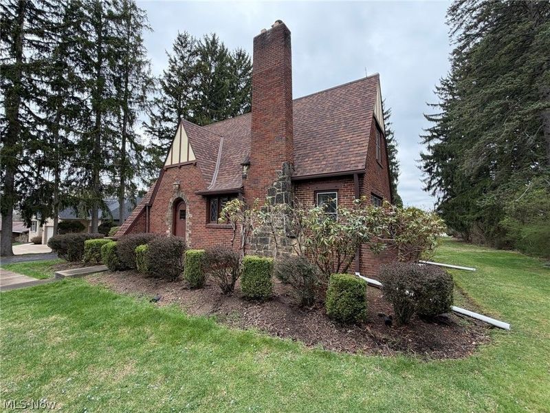 1133 Bellview Street NE, Canton, OH 44721 Photo 5