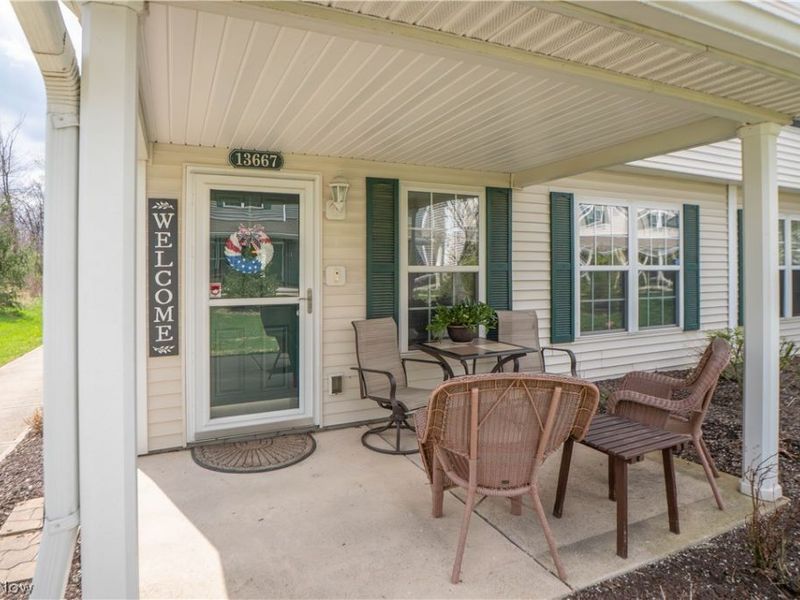 13667 Woodcroft Trace, North Royalton, OH 44133 Photo 2