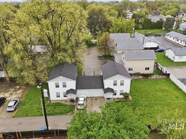 229 Hudson Ave, Nampa, ID 83651