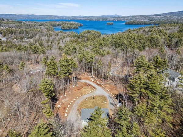 21 Caldwell Lane, Sunapee, NH 03782
