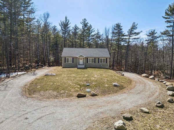 21 Caldwell Lane, Sunapee, NH 03782