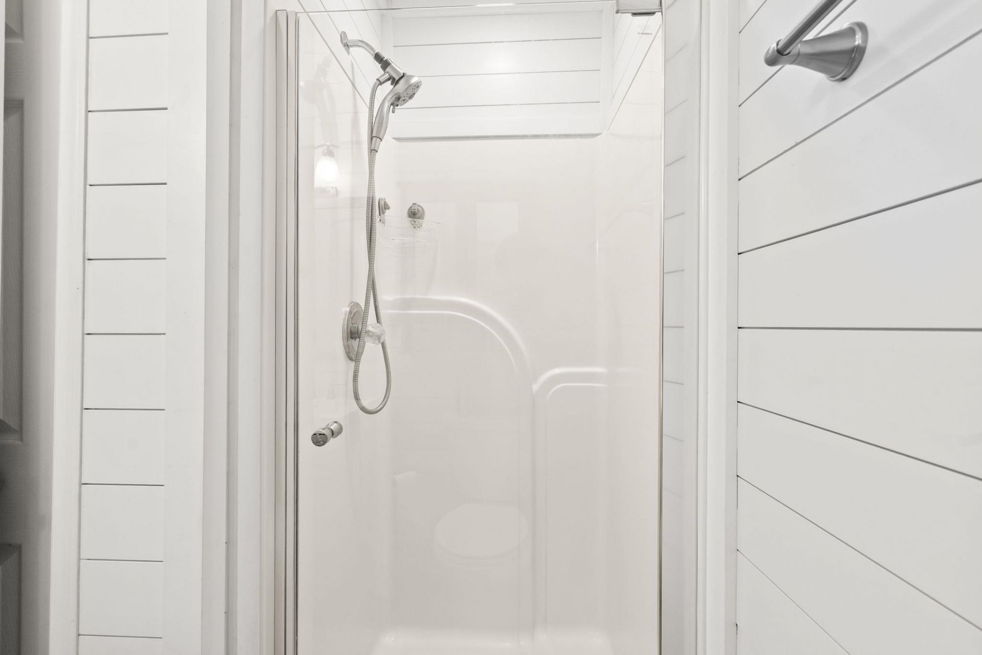 6001 - 5122 S Kings Hwy. Photo 31