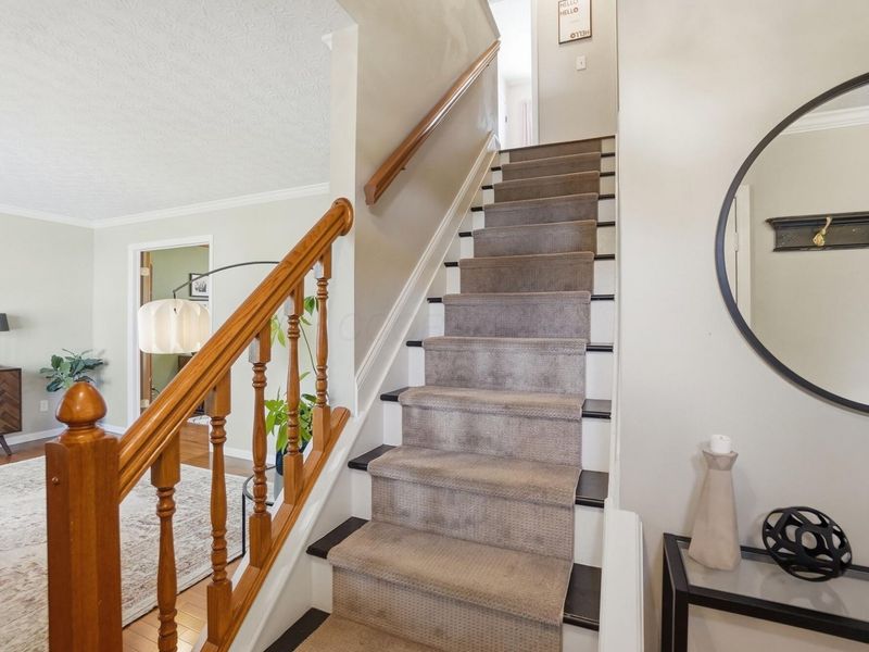 5294 Saddlebrook Drive, Columbus, OH 43221 Photo 18