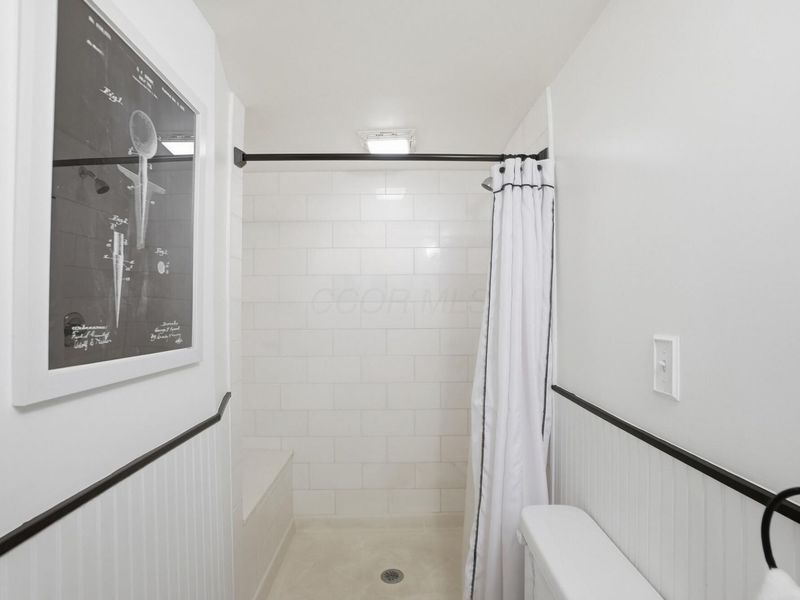 5294 Saddlebrook Drive, Columbus, OH 43221 Photo 34