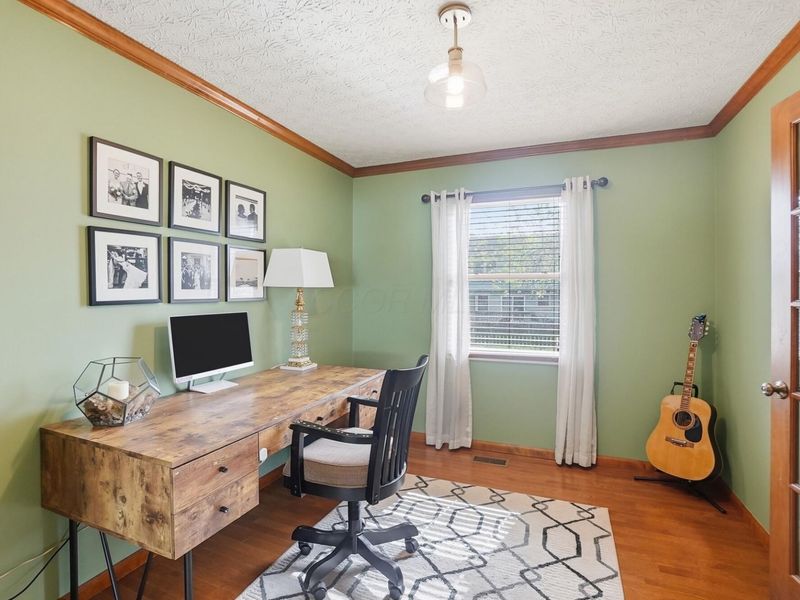 5294 Saddlebrook Drive, Columbus, OH 43221 Photo 9