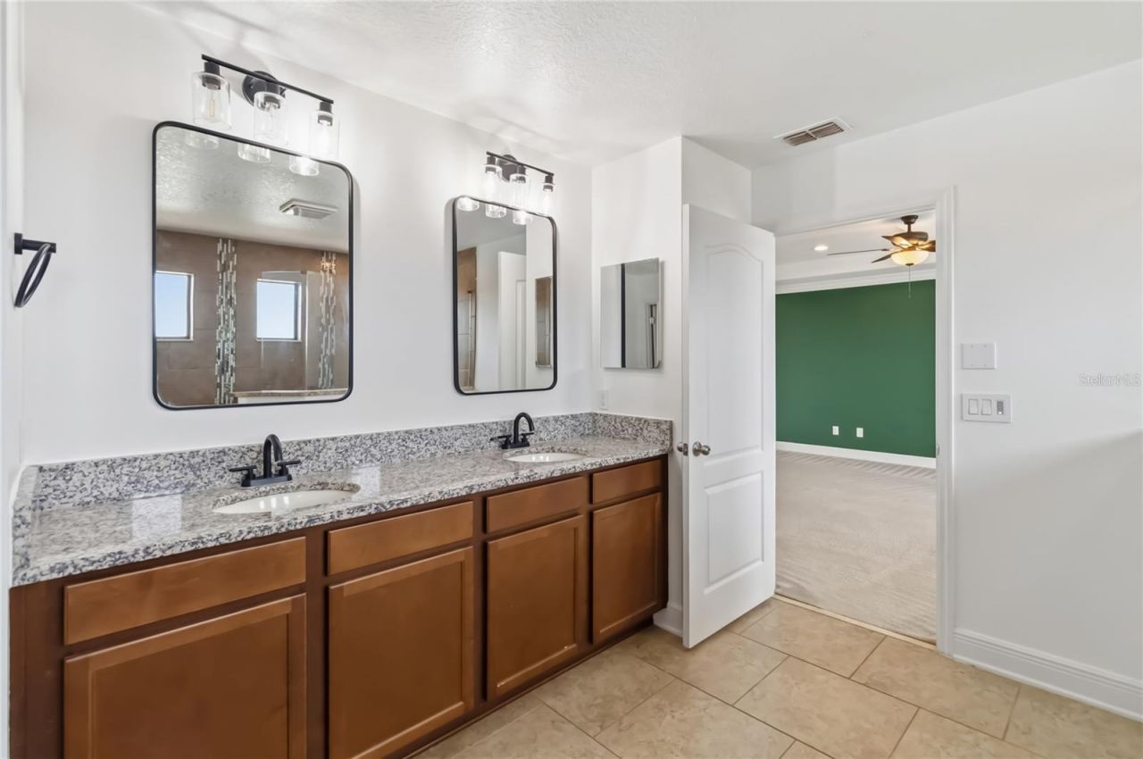 911 Arbor Pointe Avenue, Minneola, FL 34715 Photo