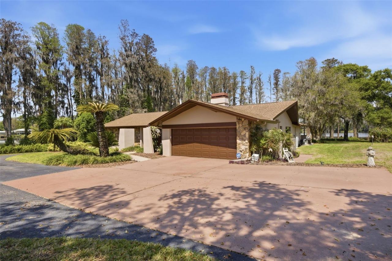 820 Newberger Road, Lutz, FL 33549 Photo