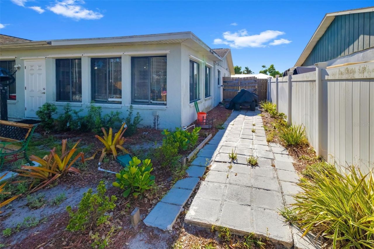 2005 39th Street W, Bradenton, FL 34205 Photo