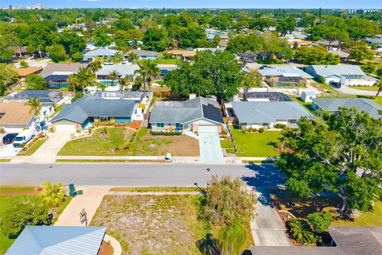 2005 39th Street W, Bradenton, FL 34205 Photo