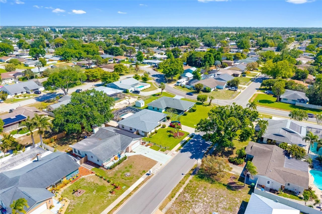 2005 39th Street W, Bradenton, FL 34205 Photo