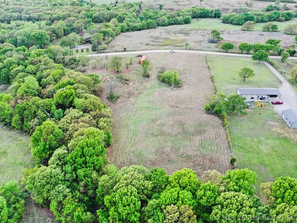 14th Street , Sulphur, OK 73086