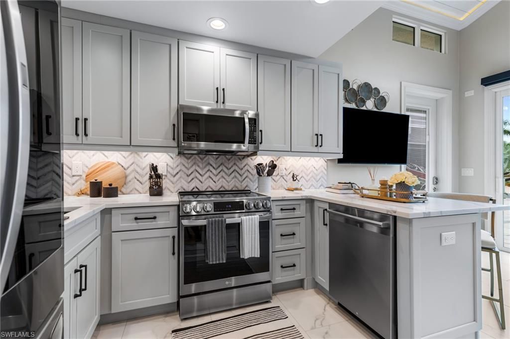 4706 Southern Breeze Dr, Naples, FL 34114 Photo