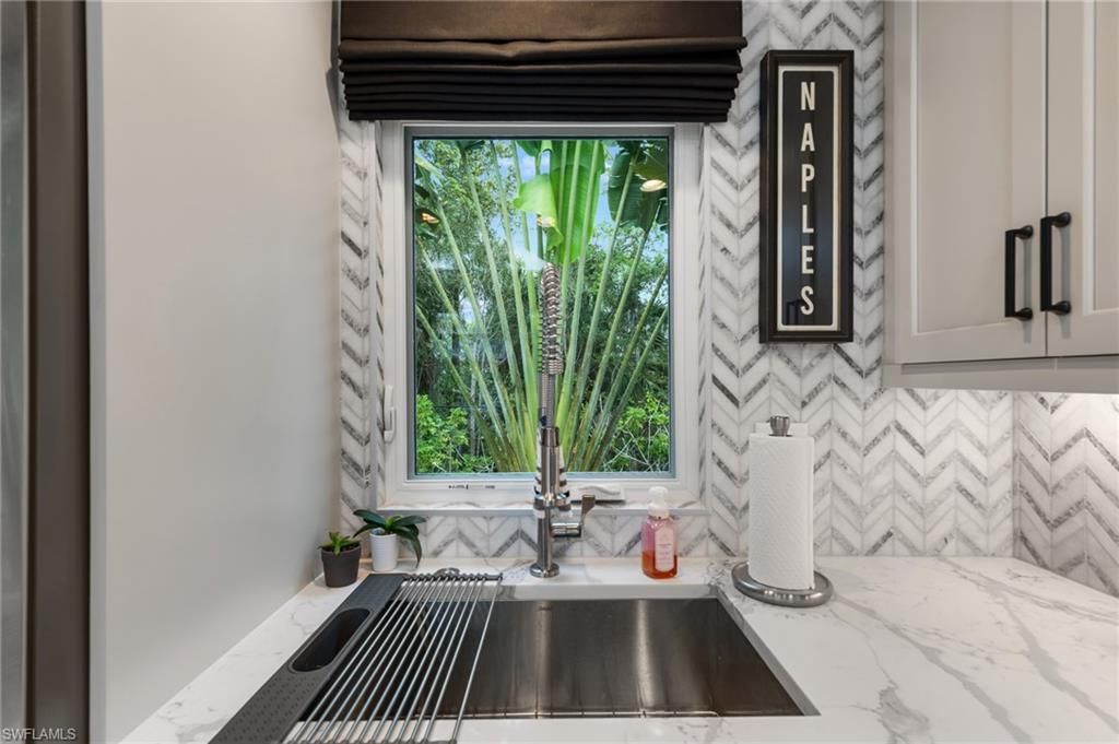 4706 Southern Breeze Dr, Naples, FL 34114 Photo