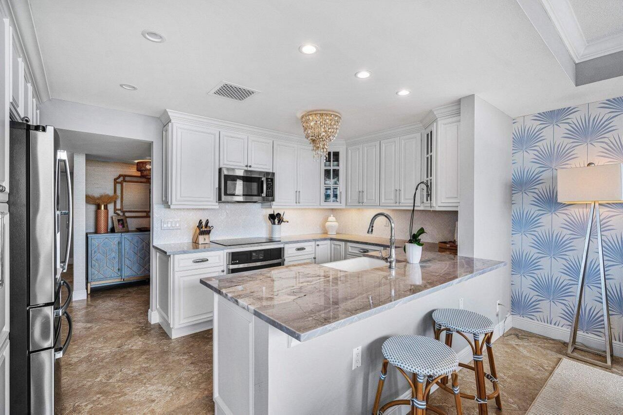 108 Lakeshore Drive, Unit 38-ph, North Palm Beach, FL 33408 Photo