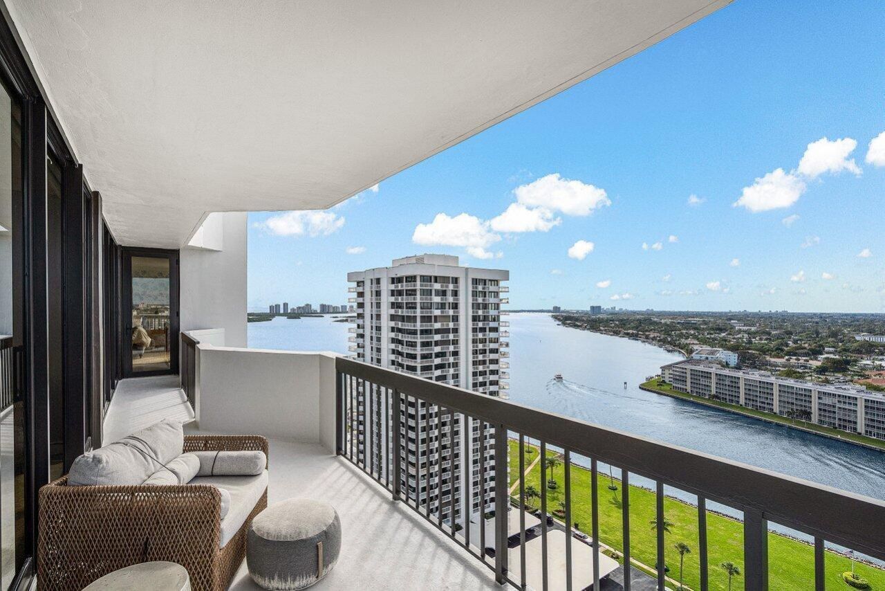 108 Lakeshore Drive, Unit 38-ph, North Palm Beach, FL 33408 Photo
