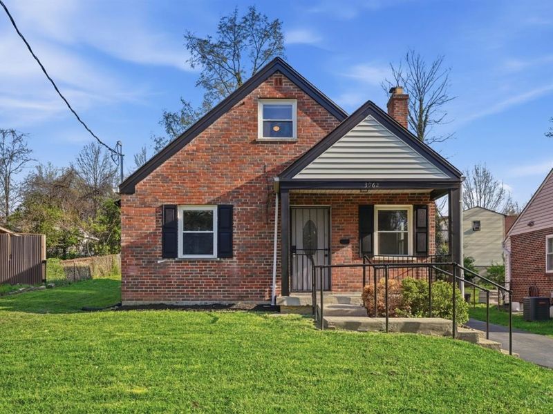 3962 Standish Avenue, Cincinnati, OH 45213 Photo 1
