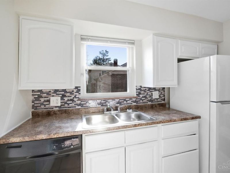 3962 Standish Avenue, Cincinnati, OH 45213 Photo 9