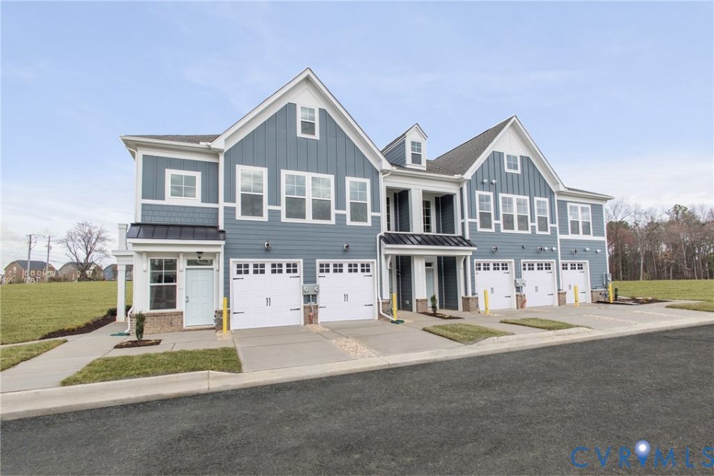 5404 Raysdale Road, Unit 102, Glen Allen, VA 23059 Main Photo