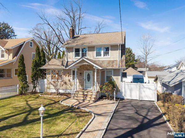 1172 Margaret Street, TEANECK, NJ 07666