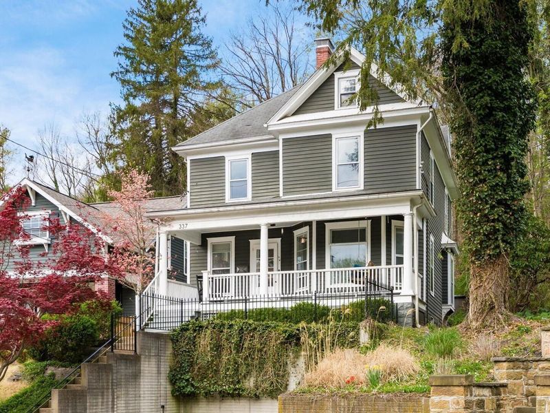 337 N Pearl Street, Granville, OH 43023 Photo 1