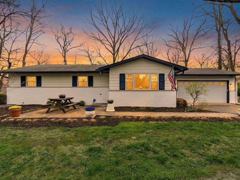 1290 S Sunbury Road, Westerville, OH 43081 Photo 1