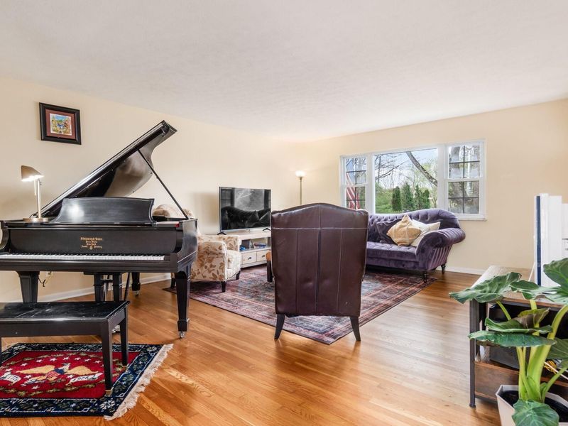 1290 S Sunbury Road, Westerville, OH 43081 Photo 11