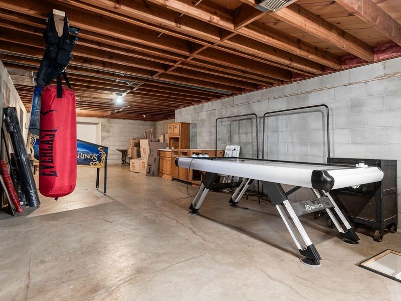 1290 S Sunbury Road, Westerville, OH 43081 Photo 22